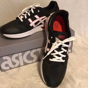 ASICS Tiger Men’s Gel-Saga